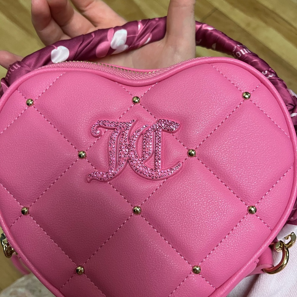 Juicy Couture Pink Quilted Heart Bag NWOT - Picture 6 of 10
